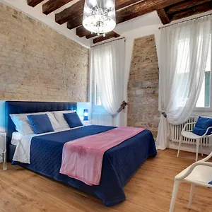  Appartement Charming Castello By Wonderful Italy